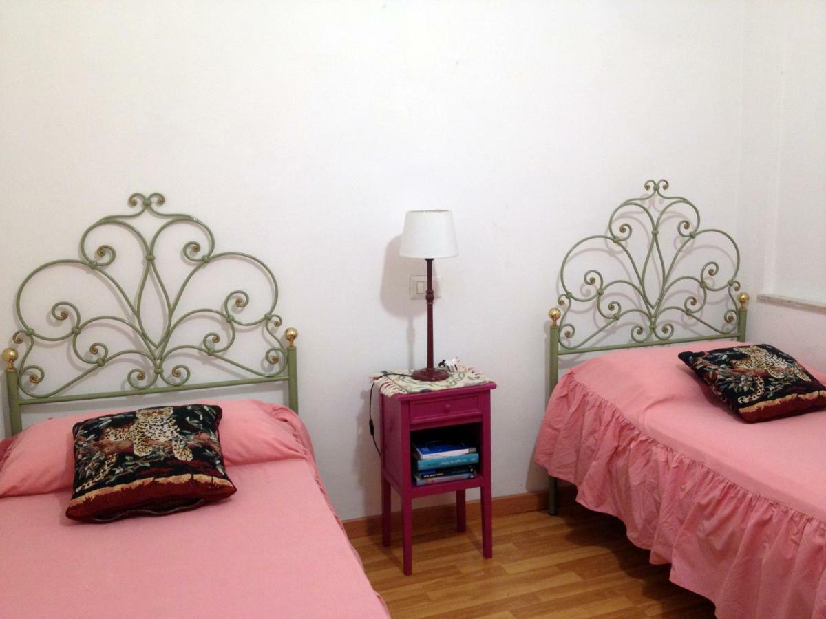 Mavi'S Bedrooms Lucca Esterno foto